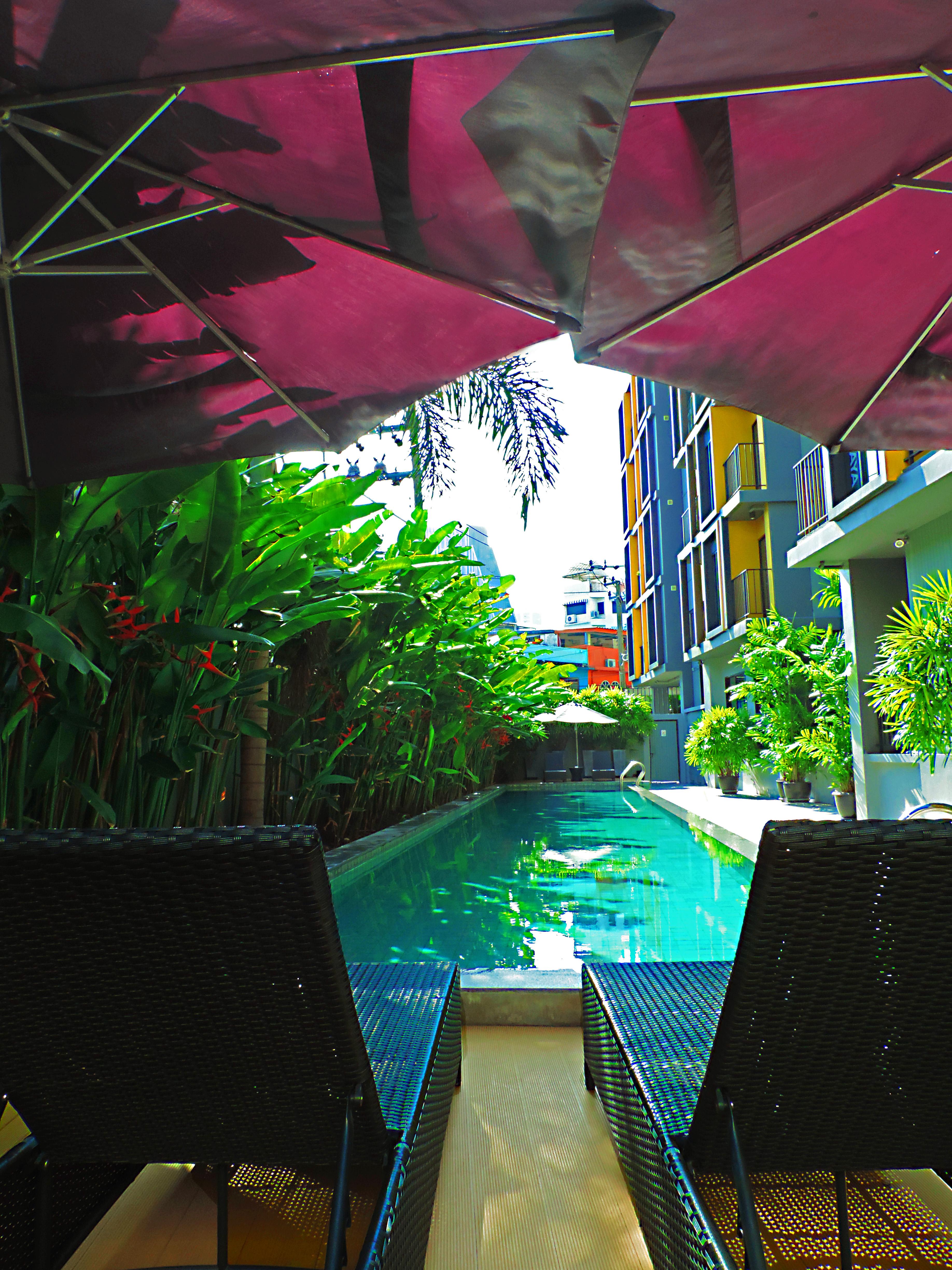 Isanook Bangkok Hotel Exterior photo